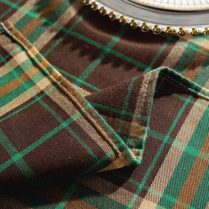 Christmas Tablecloth – Classic Tartan Design in Durable Polyester 2