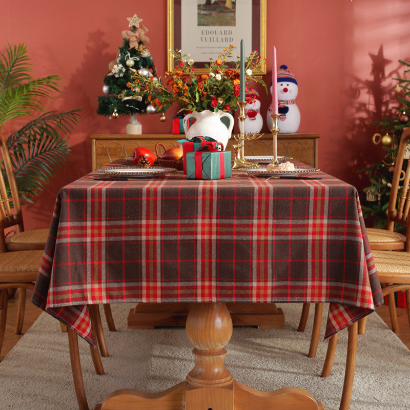 Christmas Tablecloth – Classic Tartan Design in Durable Polyester 8