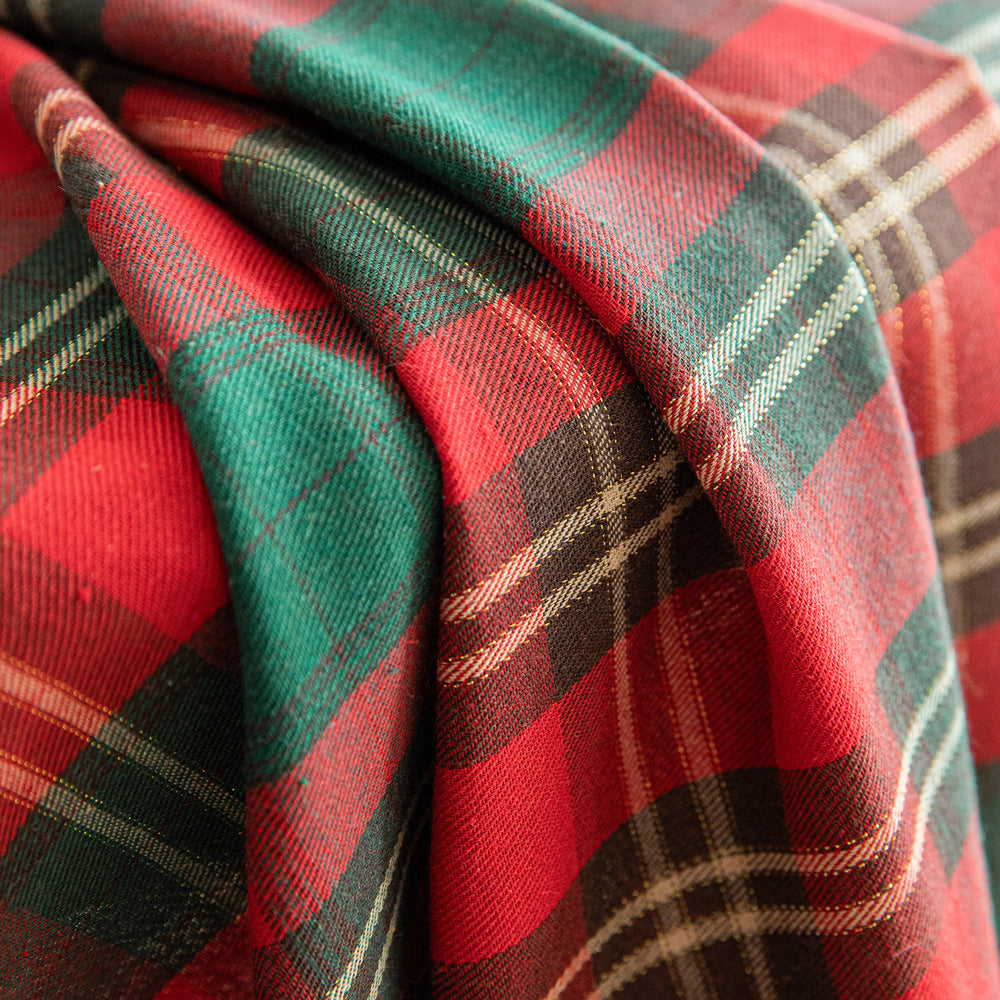 Christmas Tablecloth – Festive Red and White Plaid Design with Durable Polyester 1