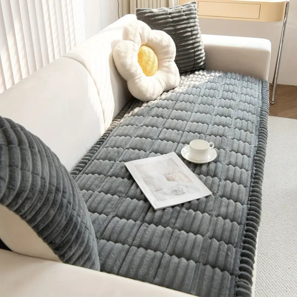 Cozy Plush Sofa Cover – Thick Flannel Fabric with Anti-Slip Design and Hand-Pleated Edges 0