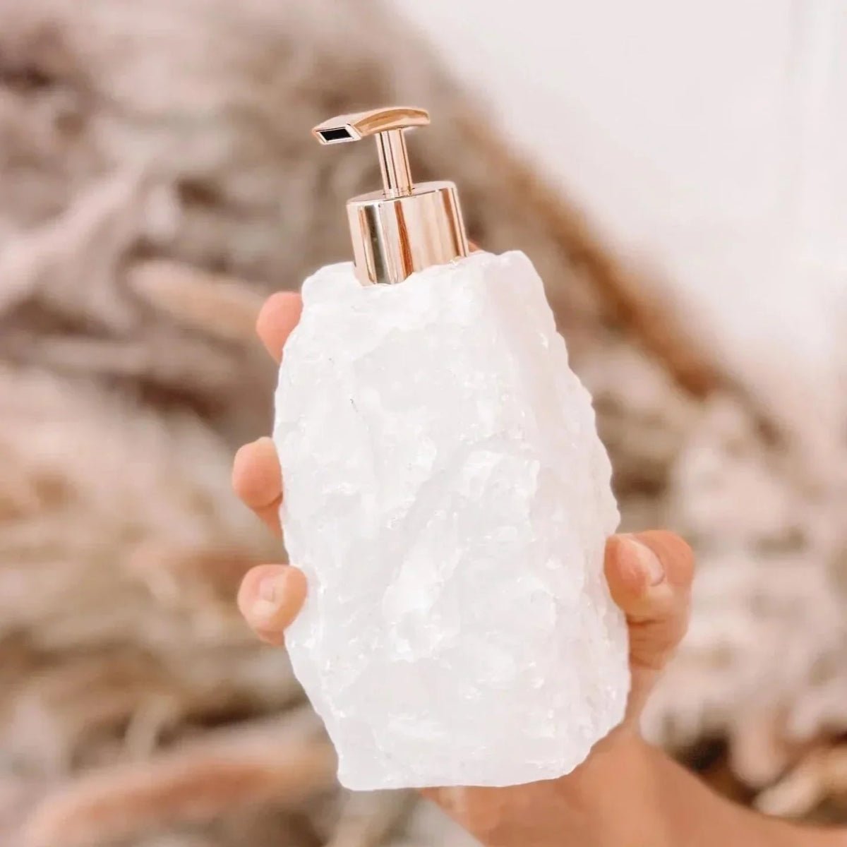 Deluxe Crystal Soap Dispenser – Elegant & Functional Bath Accessory 3
