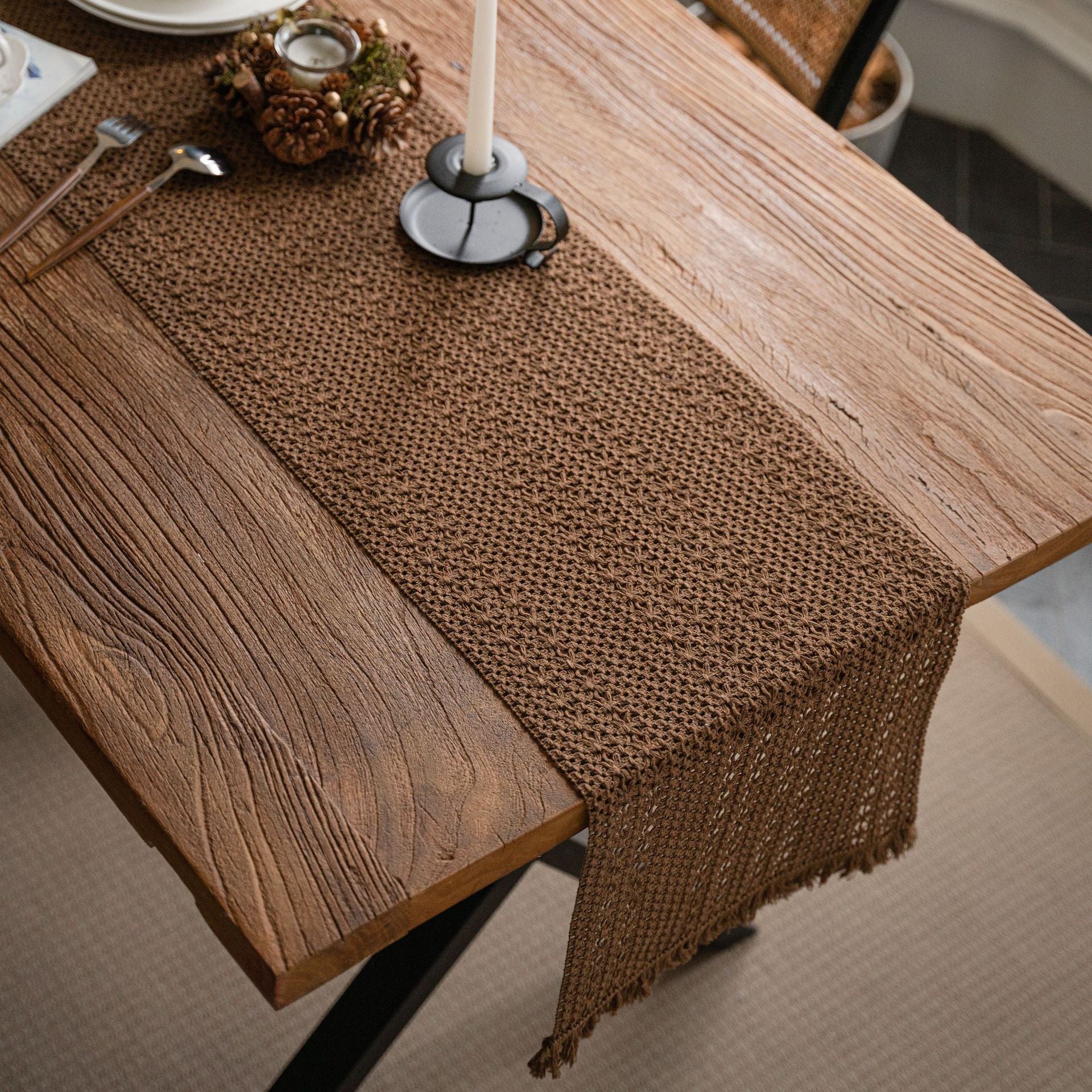 Elegant Bohemian Table Runner – Handcrafted Cotton Linen with Tassels and Woven Patterns 2