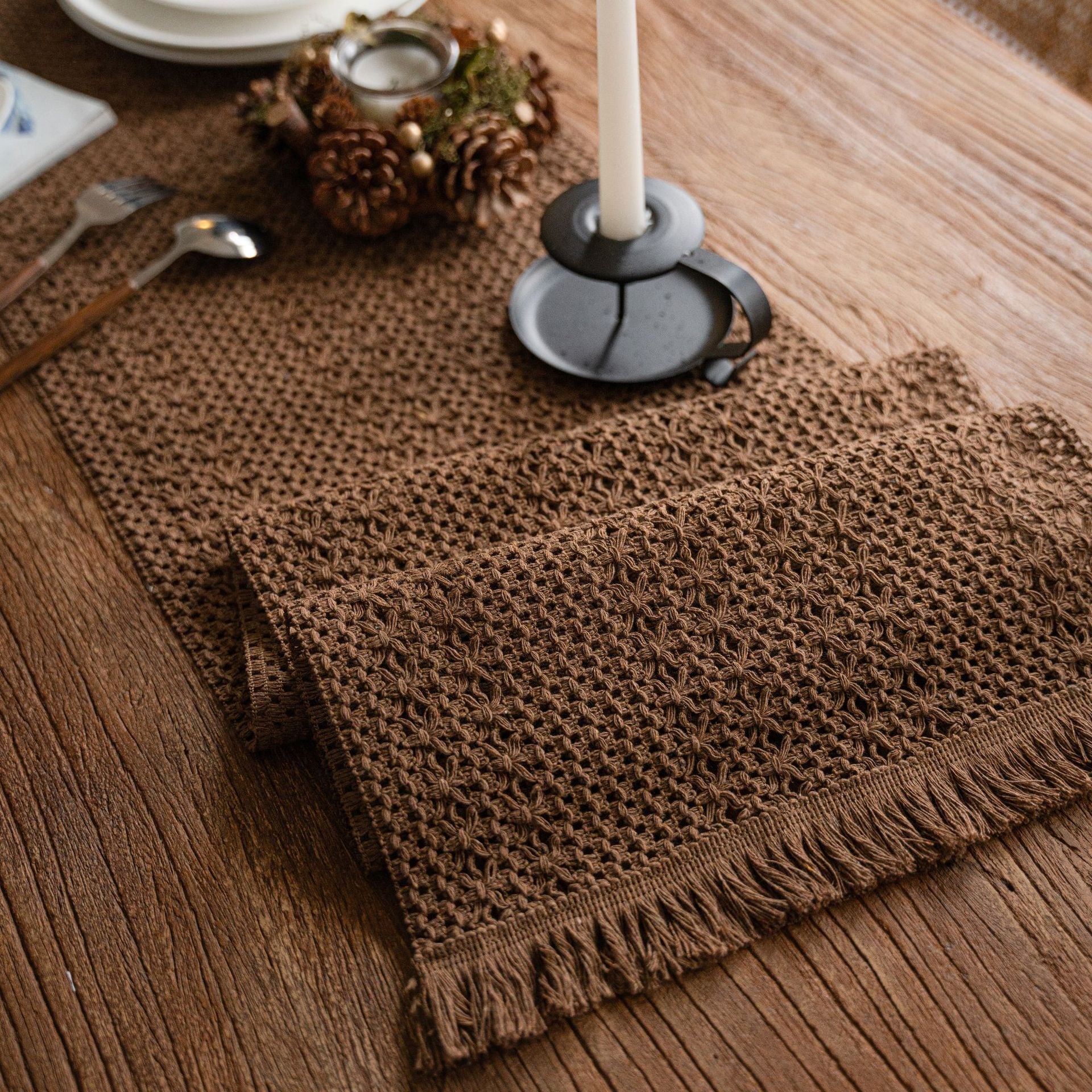Elegant Bohemian Table Runner – Handcrafted Cotton Linen with Tassels and Woven Patterns 7