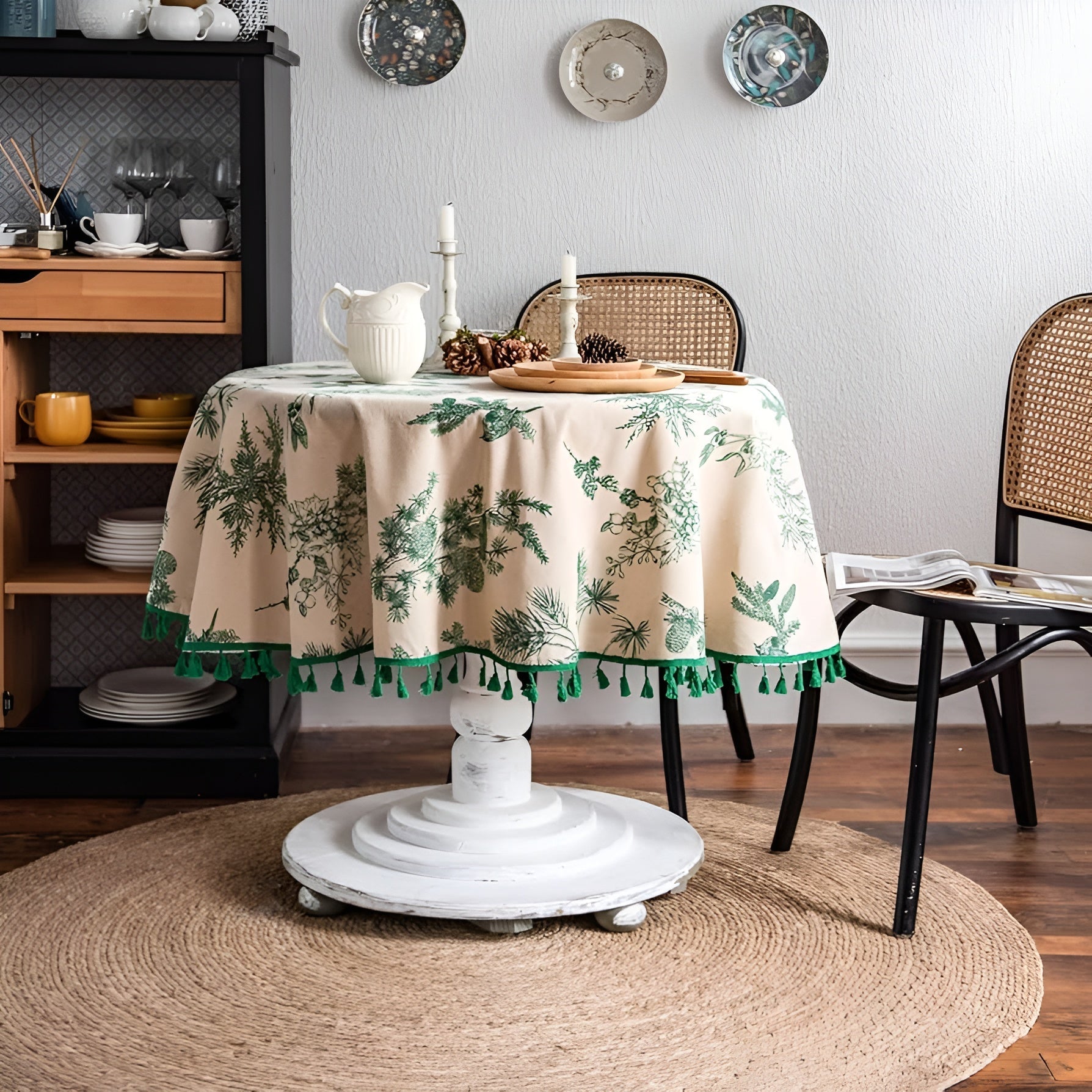 Elegant Boho Floral Tablecloth – Vintage Design with Tassel Trim, Cotton-Linen Blend 1