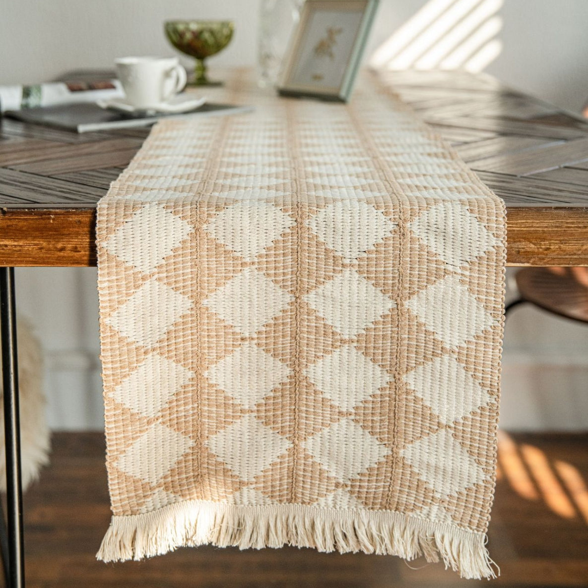 Elegant Diamond Weaving Table Runner – Durable Cotton and Flax Blend with Sophisticated Design 2