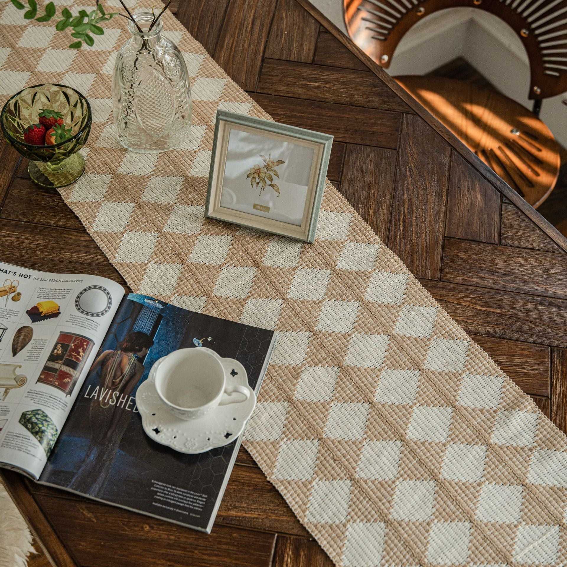 Elegant Diamond Weaving Table Runner – Durable Cotton and Flax Blend with Sophisticated Design 4