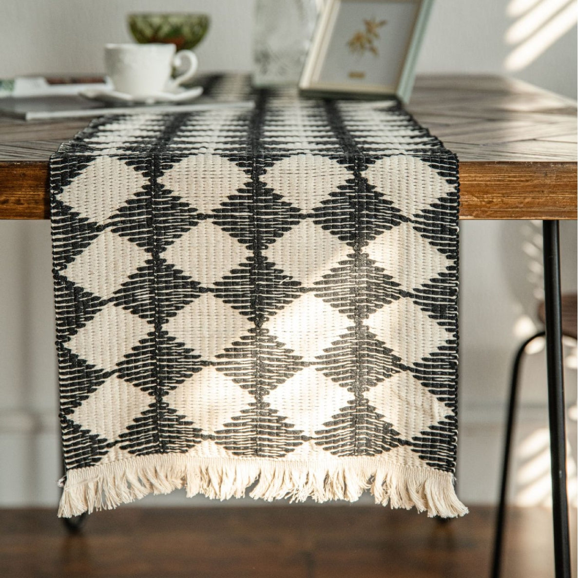 Elegant Diamond Weaving Table Runner – Durable Cotton and Flax Blend with Sophisticated Design 7