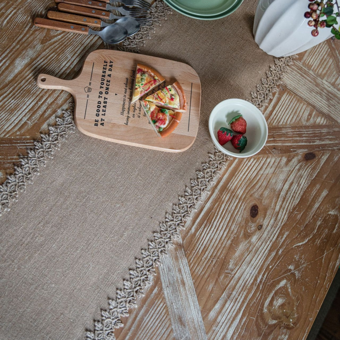 Elegant Natural Jute Table Runner with Beaded Edge Design for Indoor and Outdoor Use 4
