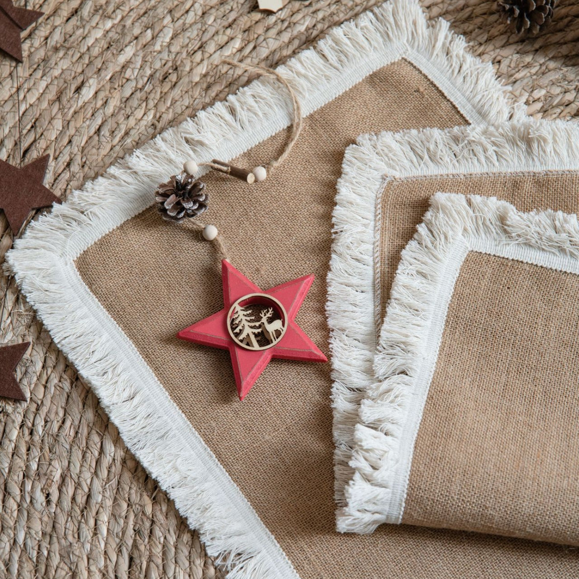Elegant Natural Jute Table Runner with Frayed Edge – Durable Eco-Friendly Design 5