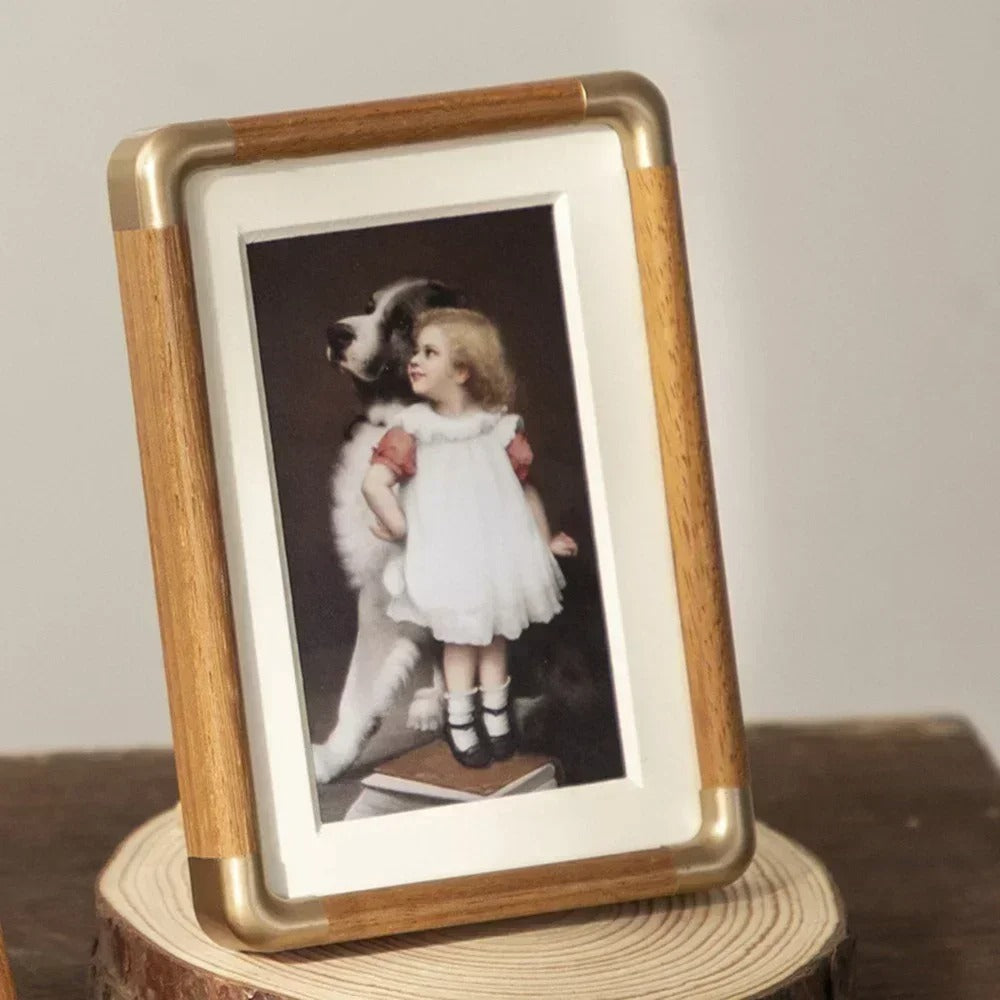 Elegant Wooden Photo Frame with Brass Accents – Freestanding Vintage Design 0