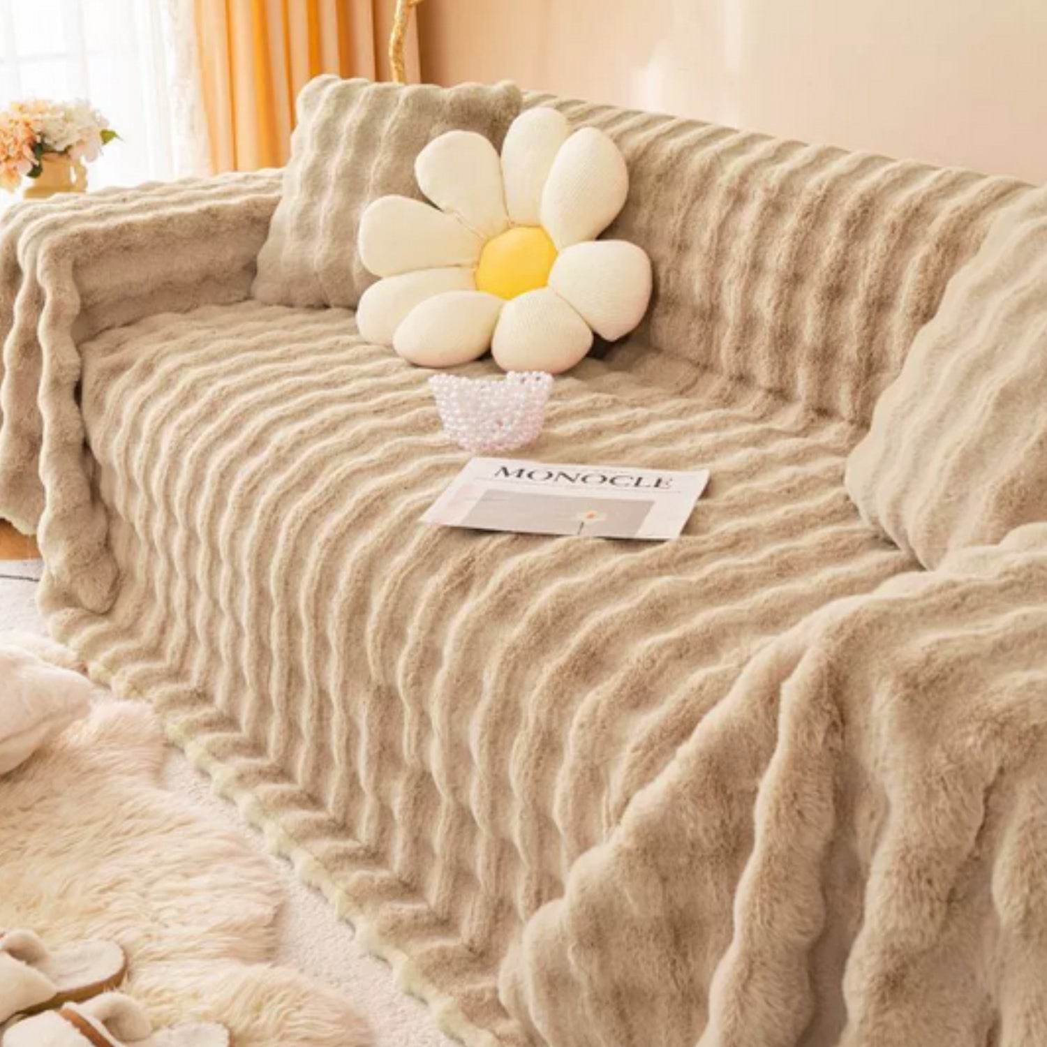Luxurious Soft Faux Fur Blanket – Plush, Cozy, Machine Washable Sofa Cover 4
