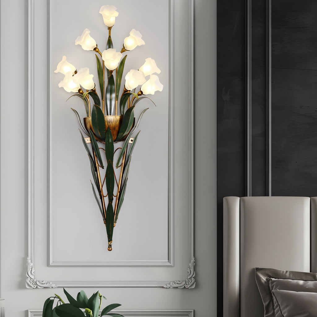 Nature-Inspired Floral Wall Sconce – Elegant Glass and Antique Iron Design 2