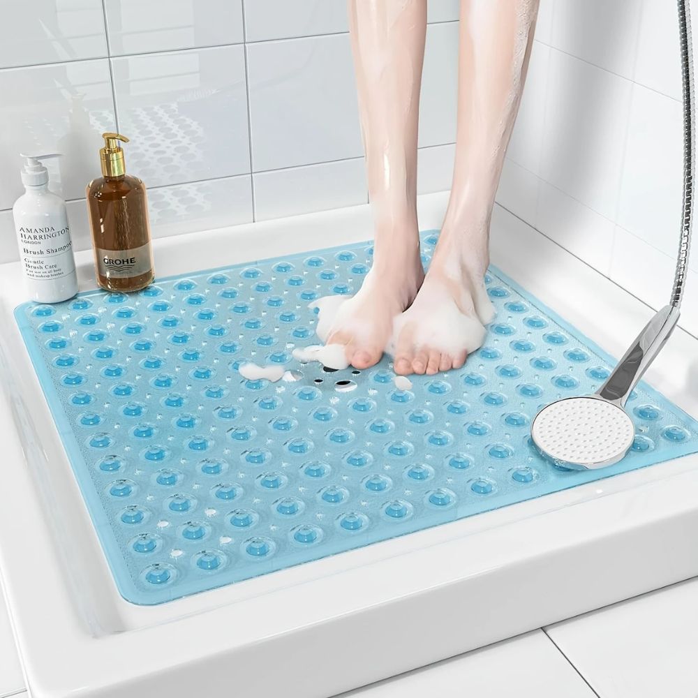 Non-Slip Bath Mat – Stylish Square Design with Strong Suction and Quick Drainage 3