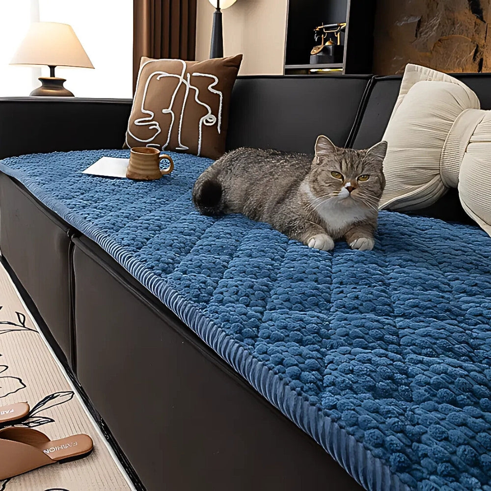 Pet-Friendly Quilted Sofa Cover – Soft Microfiber with Non-Slip Design and Geometric Pattern 3