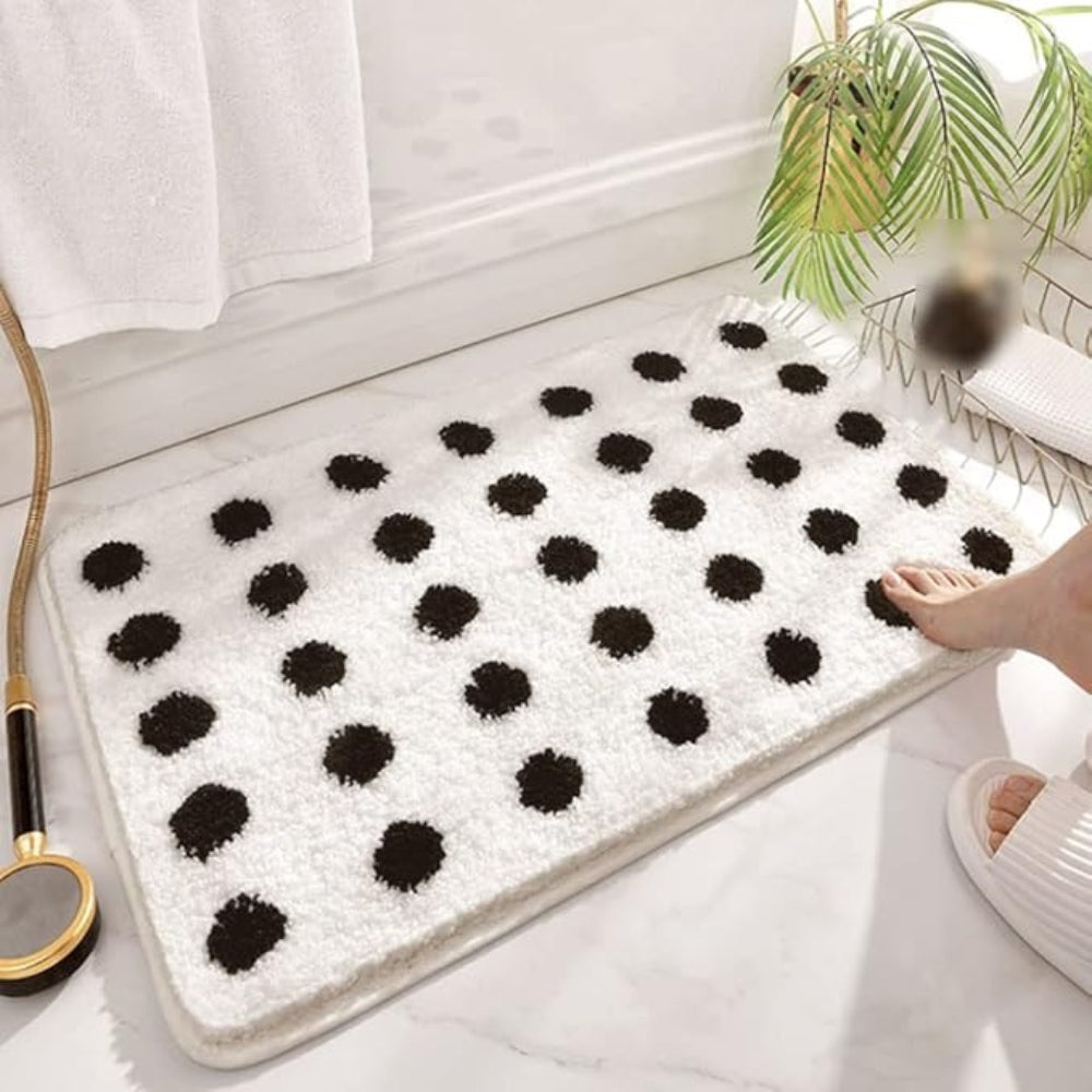 Polka Dot Bath Rug Soft Microfiber – Absorbent & Non-Skid Multicolor Pom-Pom Style