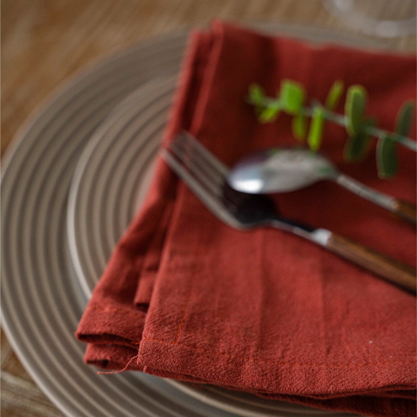 Soft Cotton Dining Napkins Set – Durable, Elegant, Machine Washable 4