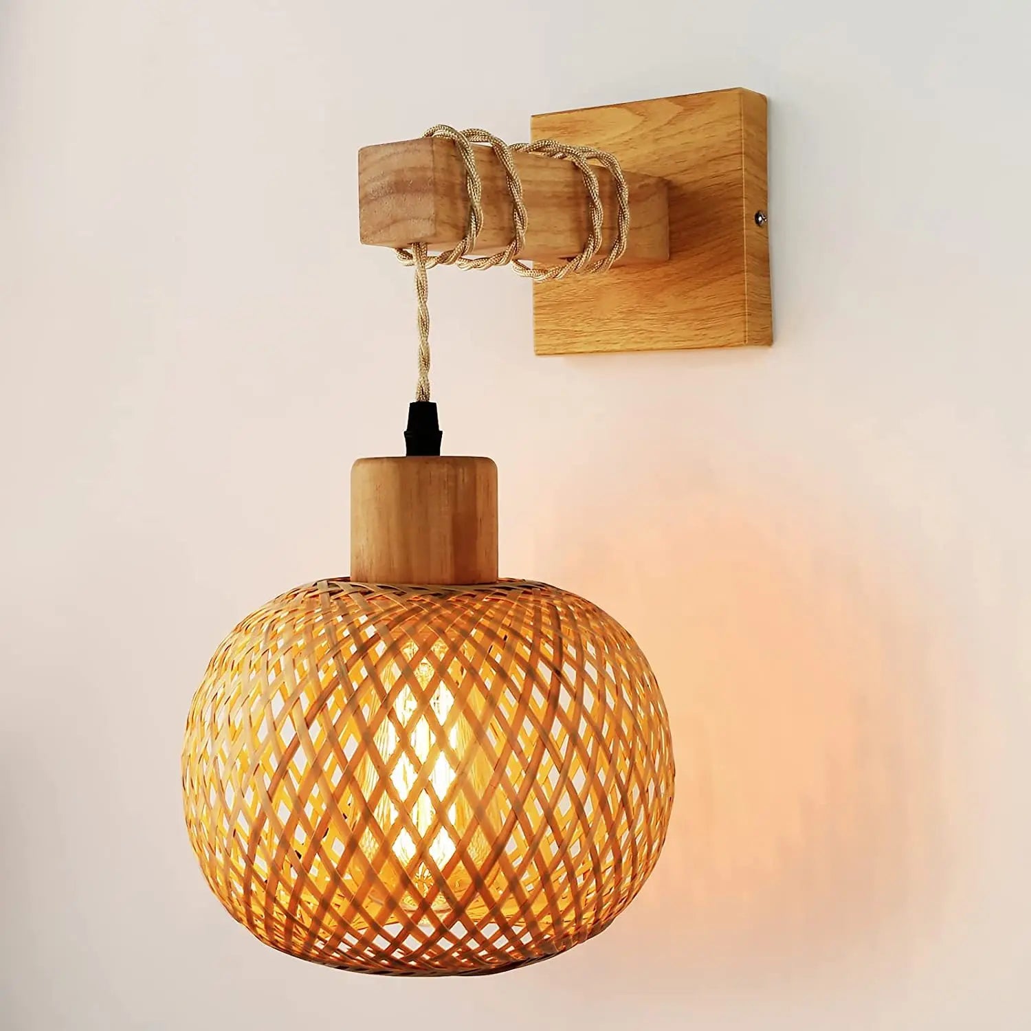 Vintage Bamboo Wall Sconce – Rustic Rattan Design for Indoor Lighting 0