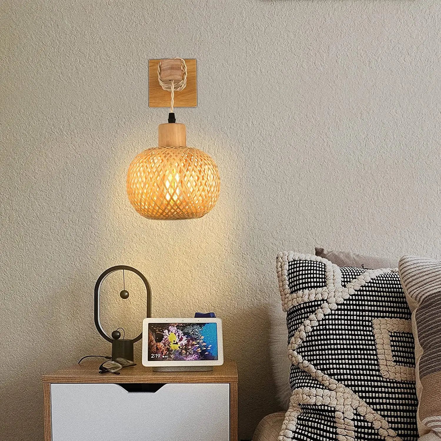 Vintage Bamboo Wall Sconce – Rustic Rattan Design for Indoor Lighting 5