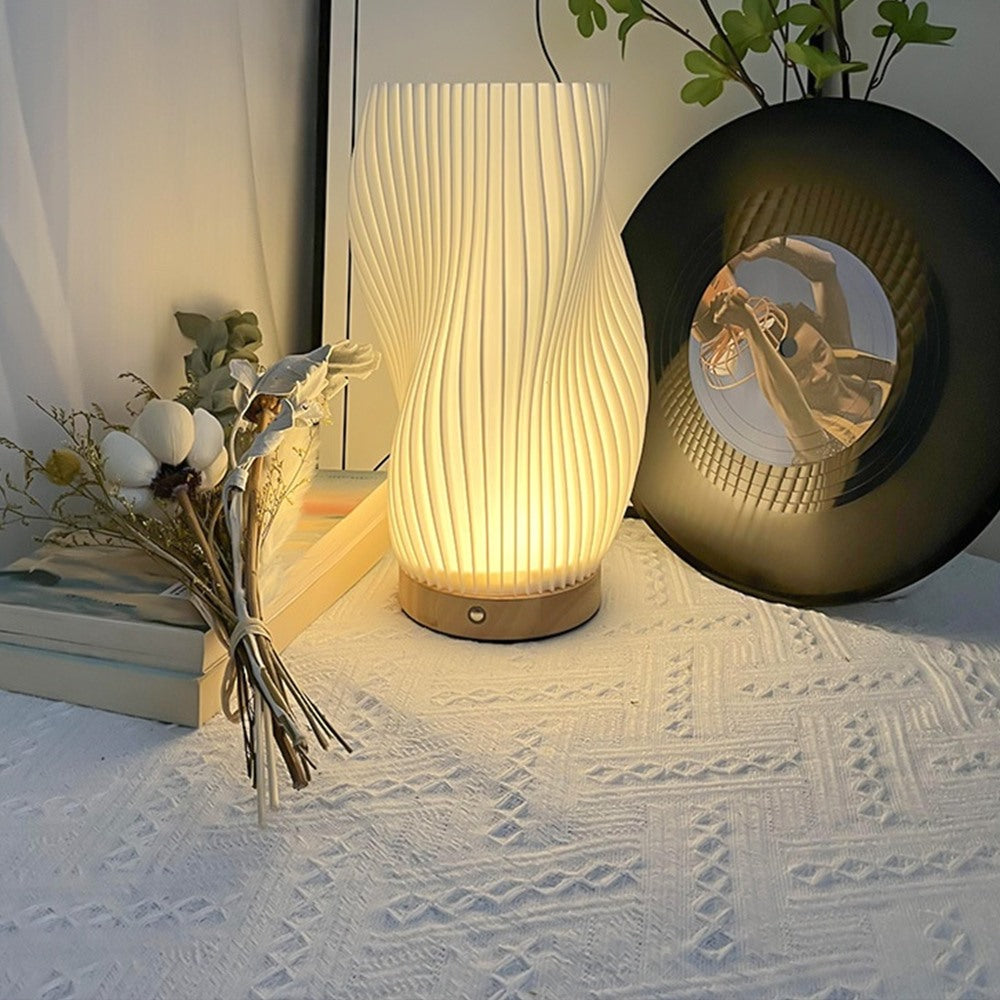 Maintained House Sculpted Wave Table Lamp - Curve lamp with a bouquet and a vinyl record