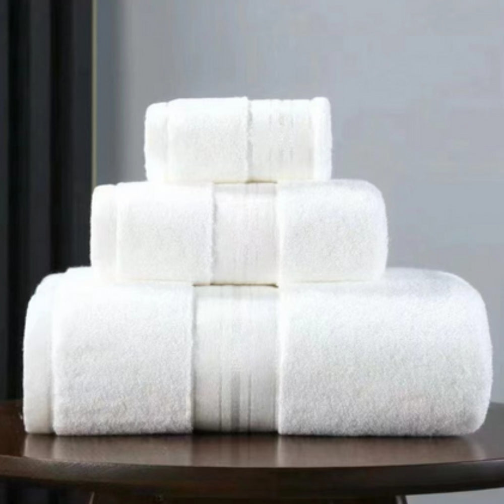 White 3-piece Egyptian cotton towel set with high-pile texture and stitching detail
