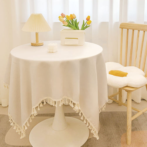 Bohemian Cotton Linen Tablecloth with Tassel Trim – Decorative, Easy Care, Versatile