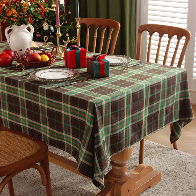 Christmas Tablecloth – Classic Tartan Design in Durable Polyester 4