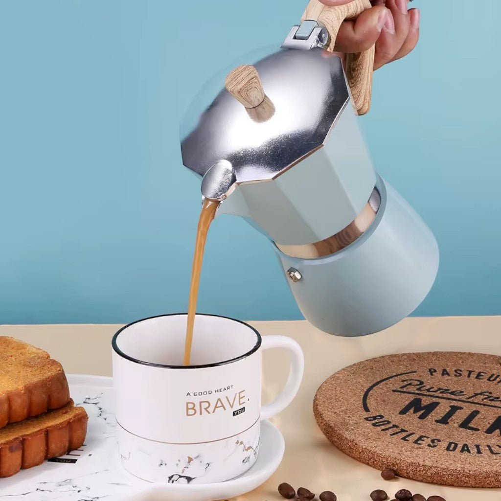 Classic Blue Stovetop Espresso Maker – Timeless Design with High-Pressure Extraction 2