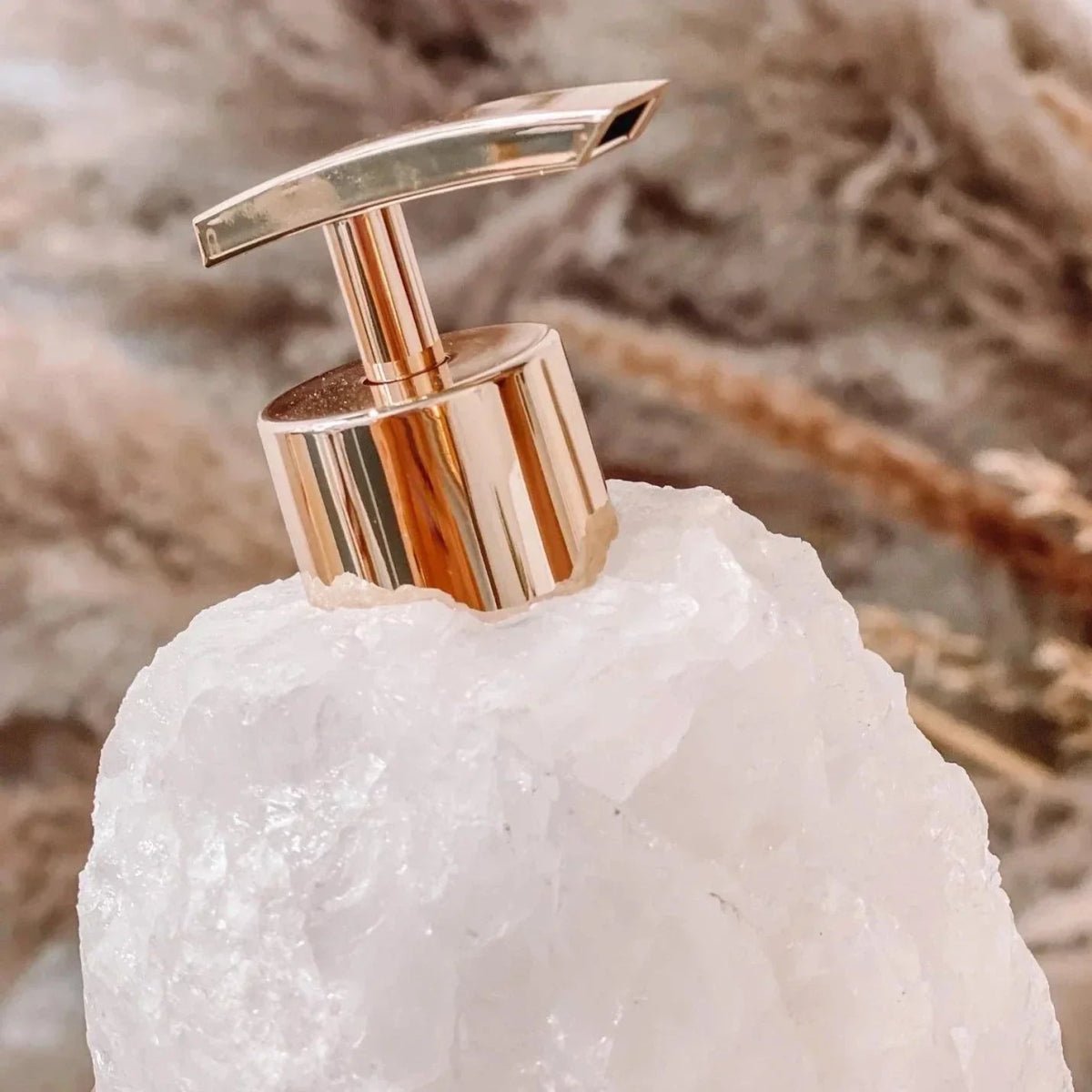 Deluxe Crystal Soap Dispenser – Elegant & Functional Bath Accessory 4