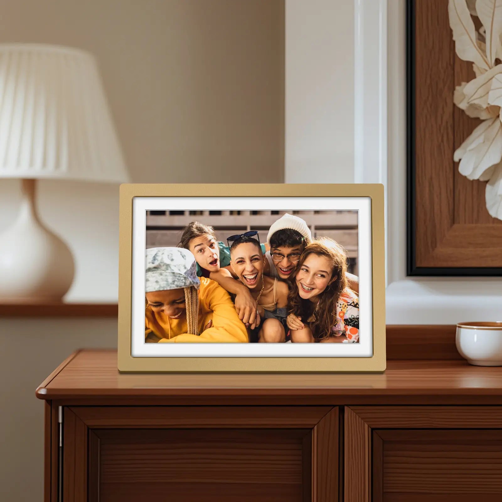 Sunset Gold digital photo frame with matte finish and Ultra HD touchscreen