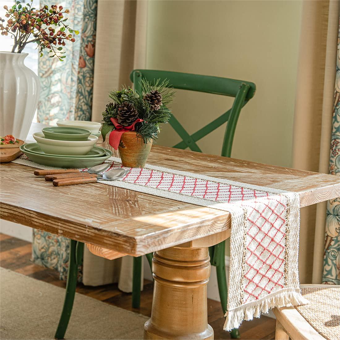 Eco-Friendly Geometric Table Runner – Intricate Weave with Fringe Edges in Cotton-Flax Blend 10
