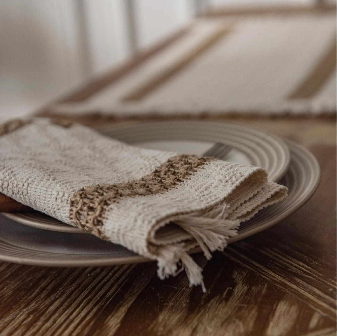 Eco-Friendly Woven Placemats – Artisanal Design with Sustainable Cotton and Flax Blend 7