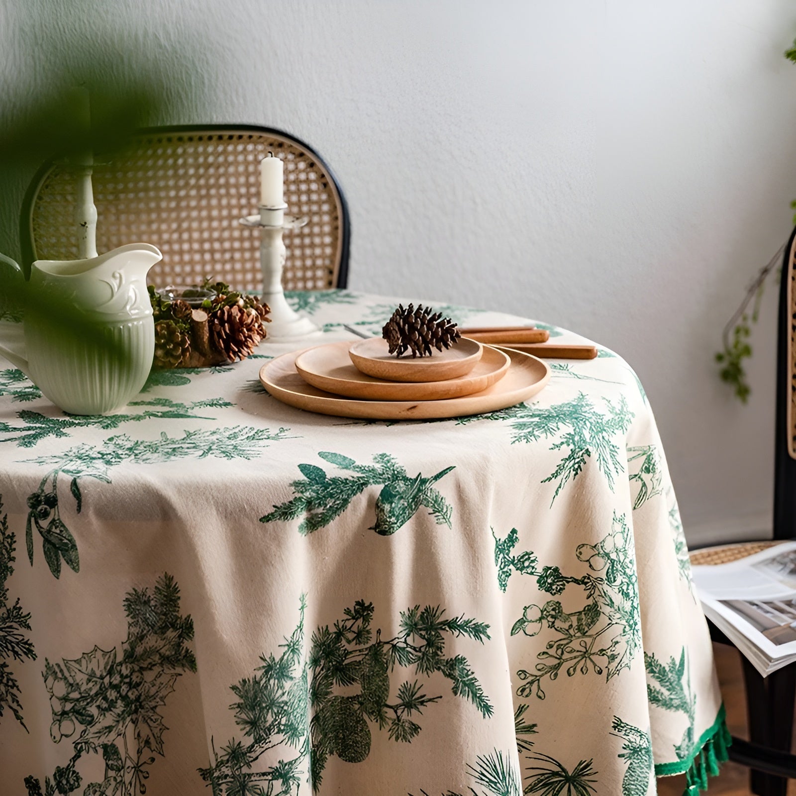 Elegant Boho Floral Tablecloth – Vintage Design with Tassel Trim, Cotton-Linen Blend 8