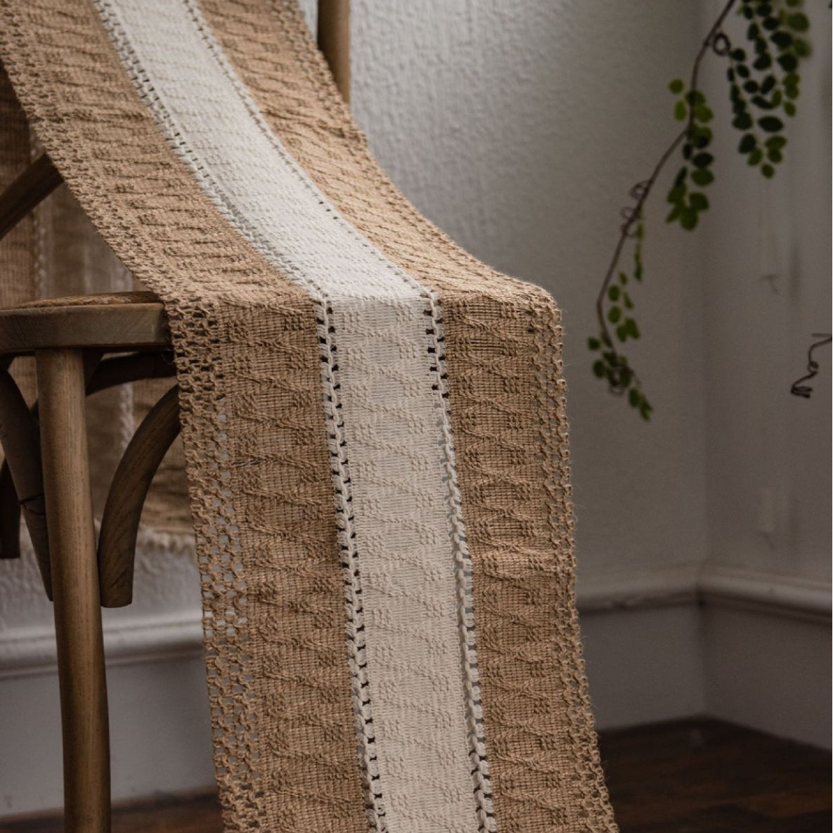 Elegant Boho Linen Table Runner – Unique Woven Design with Tassels 8