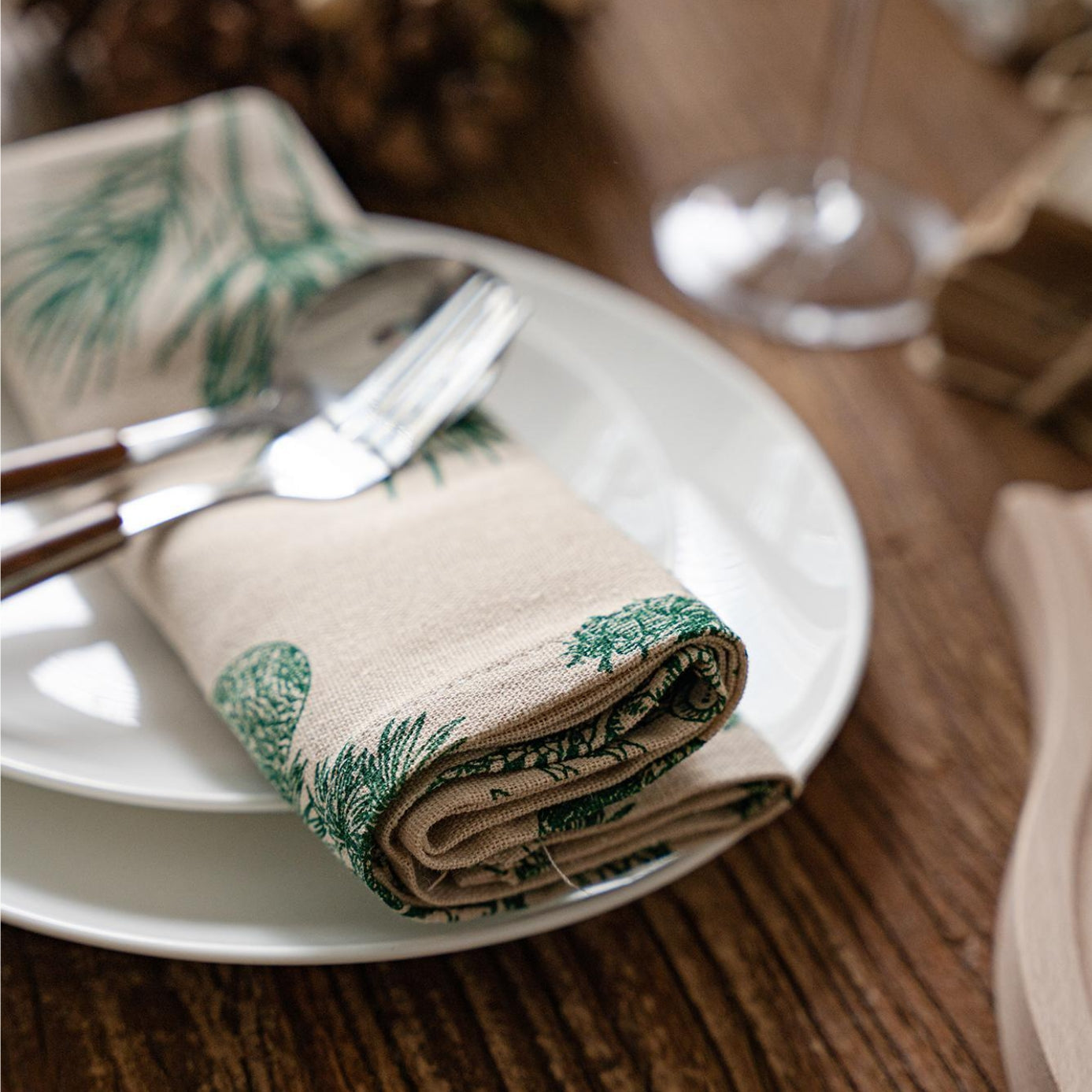 Elegant Botanical Placemats – Soft Cotton Linen Blend with Double-Stitched Durability 5