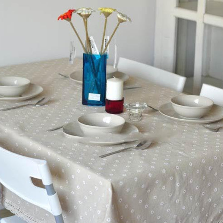 Elegant Daisy Print Linen Tablecloth – Premium Quality Cotton Fabric 1