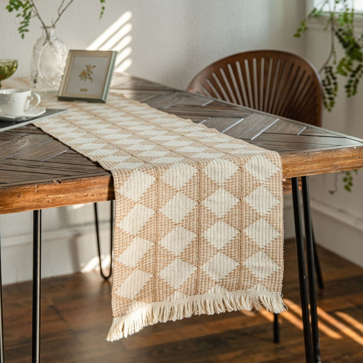 Elegant Diamond Weaving Table Runner – Durable Cotton and Flax Blend with Sophisticated Design 1