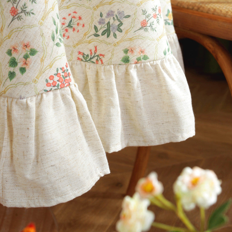Elegant Floral Tablecloth – Premium Fabric with Rustic Design and Easy Care 1