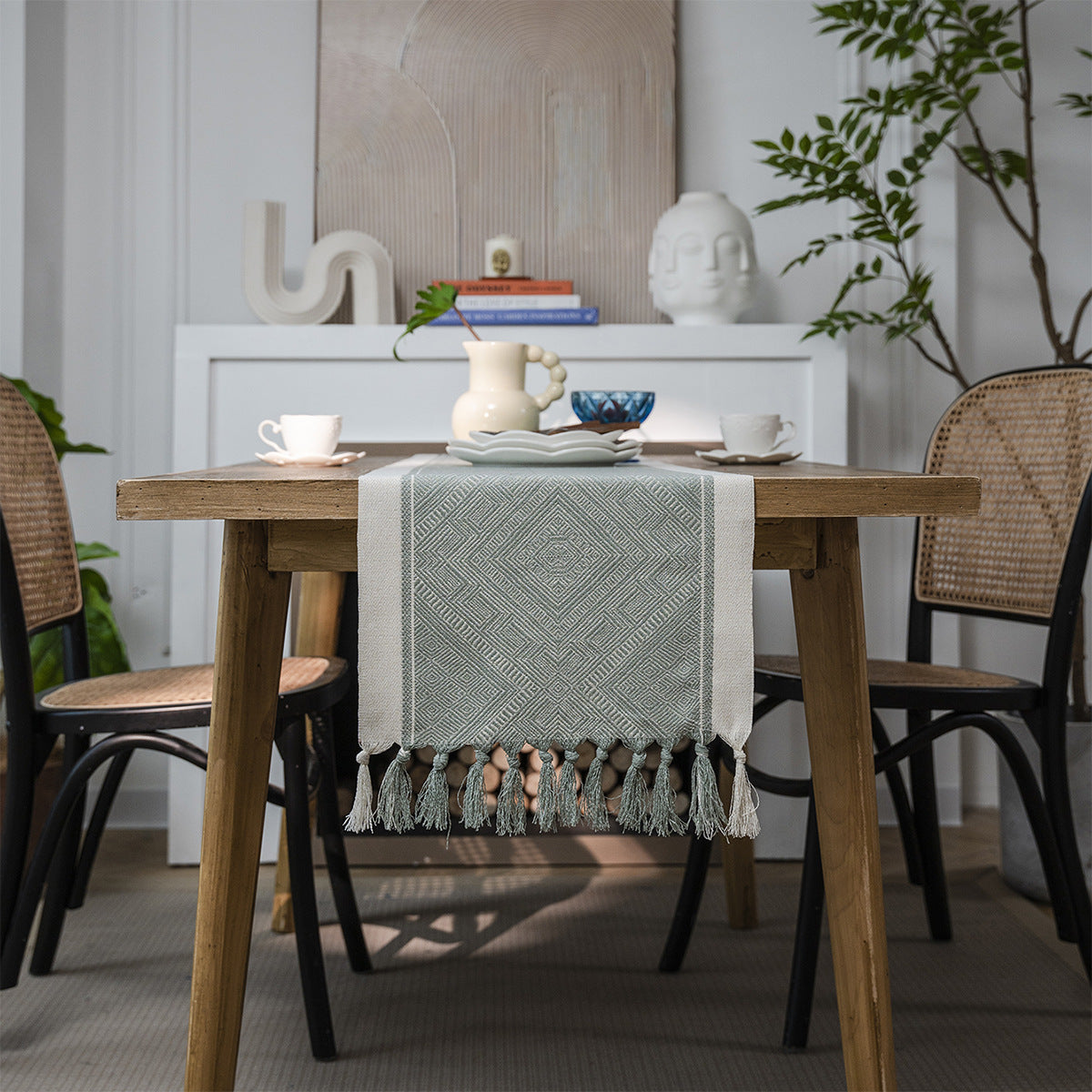 Elegant Geometric Table Runner with Hand-Tassel Edge in Durable Polyester and Linen 1