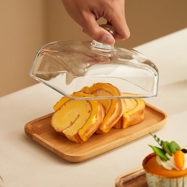 Elegant Glass Butter Dish with Lid – Natural Wooden Base and Timeless Design 1