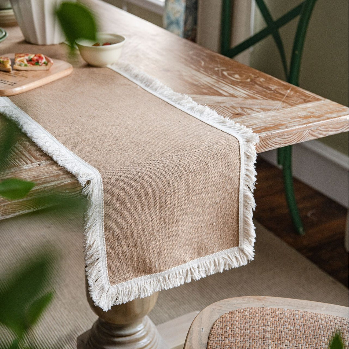 Elegant Natural Jute Table Runner with Frayed Edge – Durable Eco-Friendly Design 4