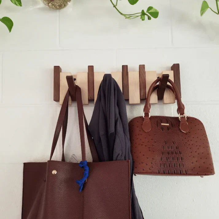 Elegant Wooden Wall Mounted Coat Rack – Stylish Piano Design with Functional Hooks 1
