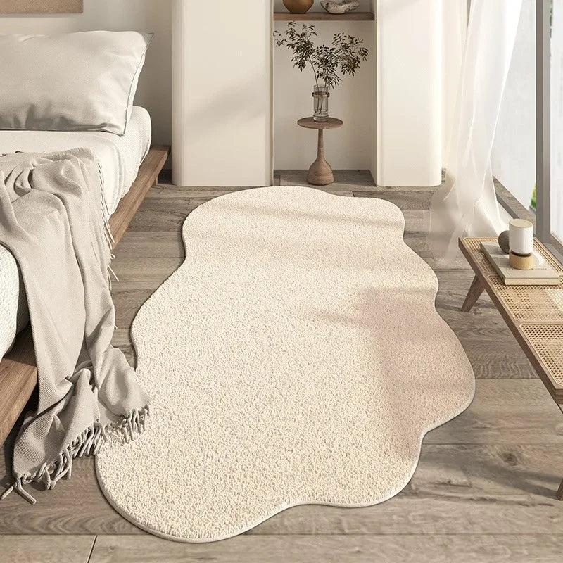 Irregular Curved Area Rug – Soft, Modern Design for Living Room and Bedroom 1