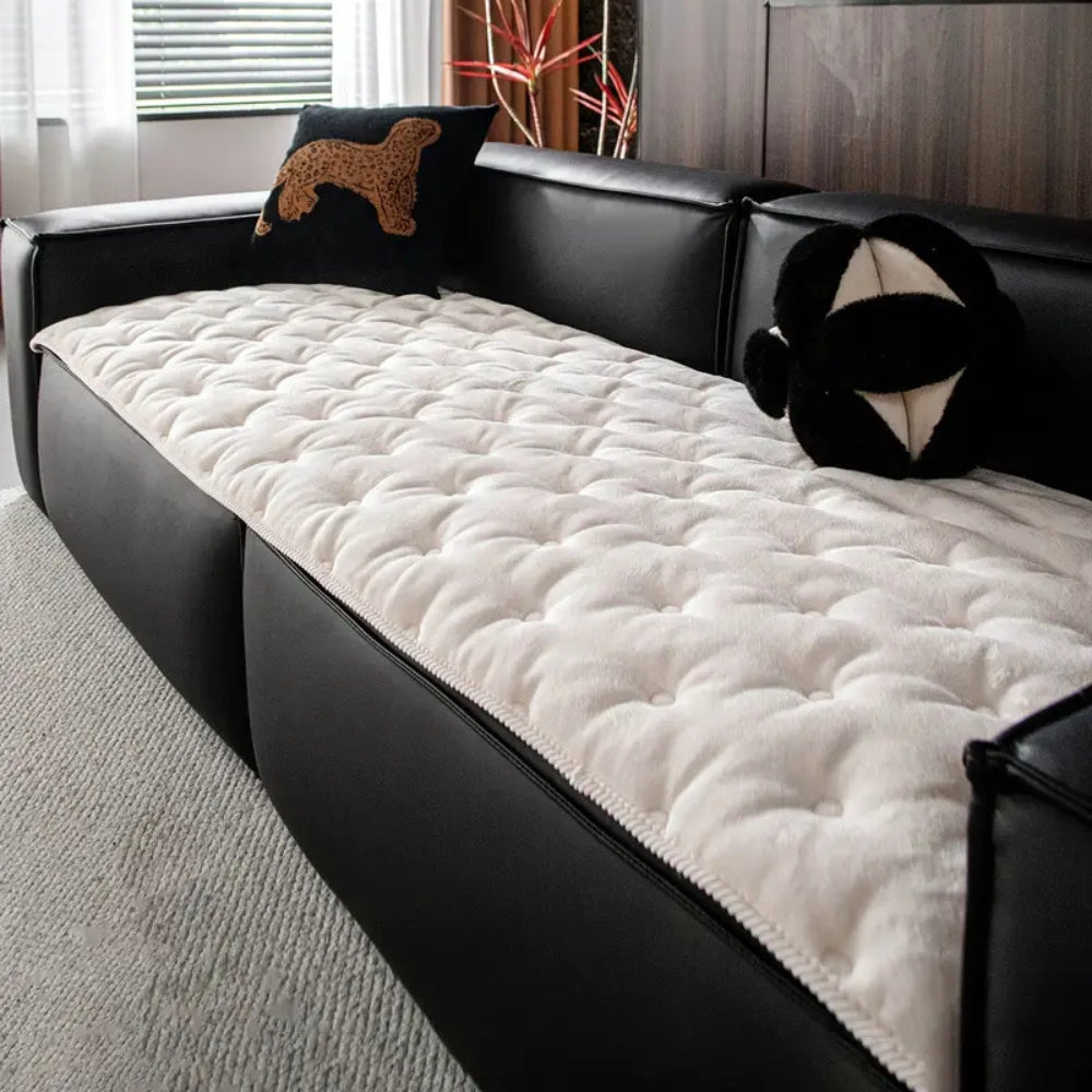 Luxurious Plush Sofa Cover – Elegant Button-Tufted Microfiber Blend for Dogs 6