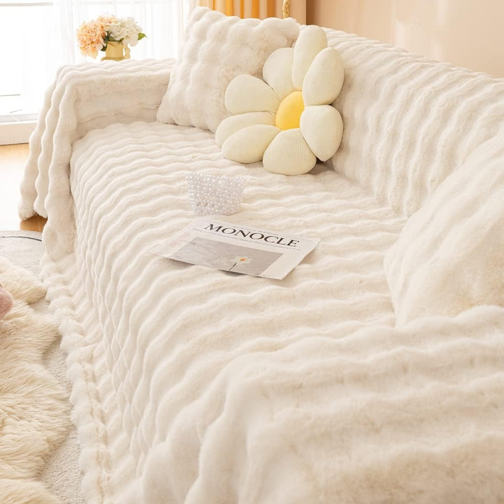 Luxurious Soft Faux Fur Blanket – Plush, Cozy, Machine Washable Sofa Cover 2
