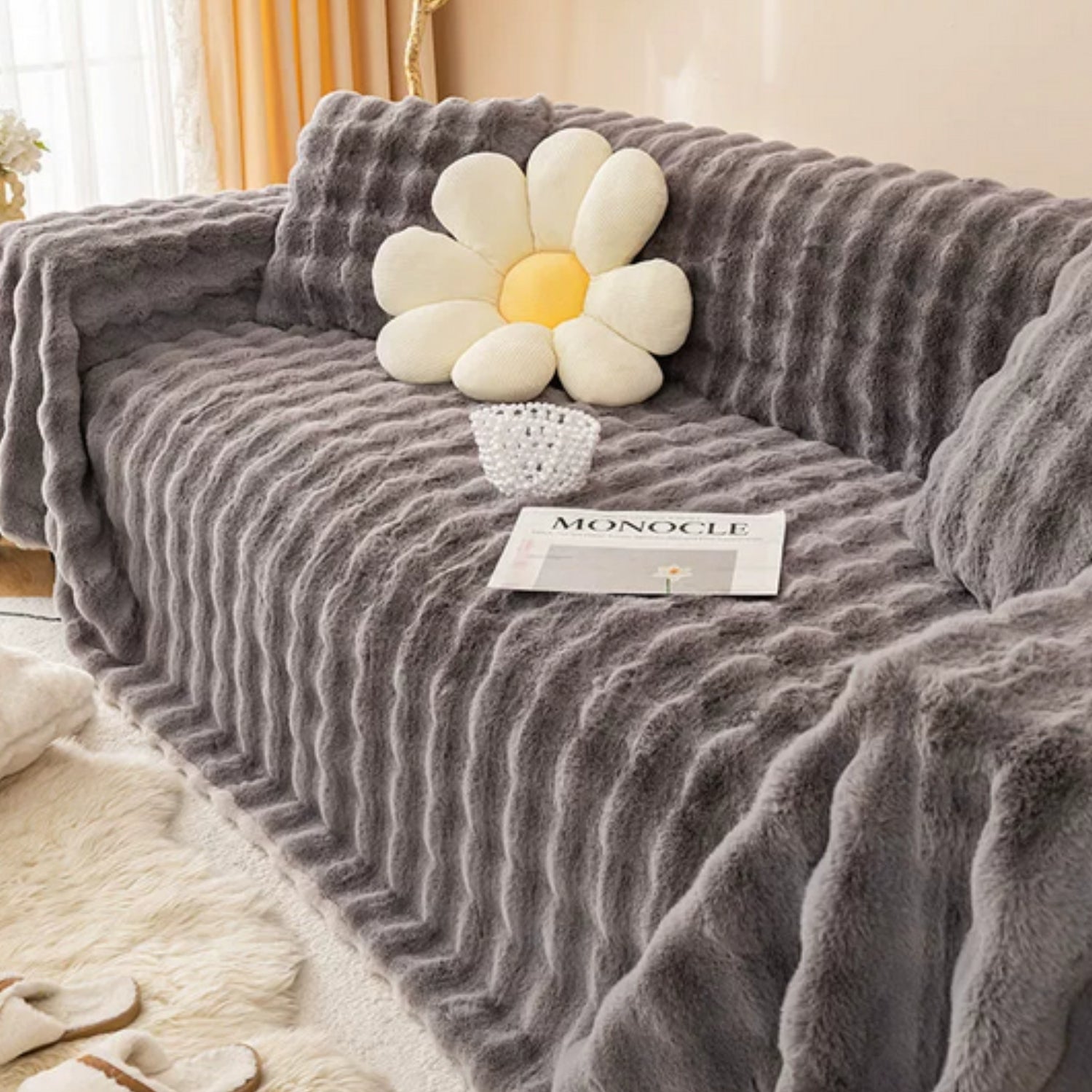 Luxurious Soft Faux Fur Blanket – Plush, Cozy, Machine Washable Sofa Cover 3