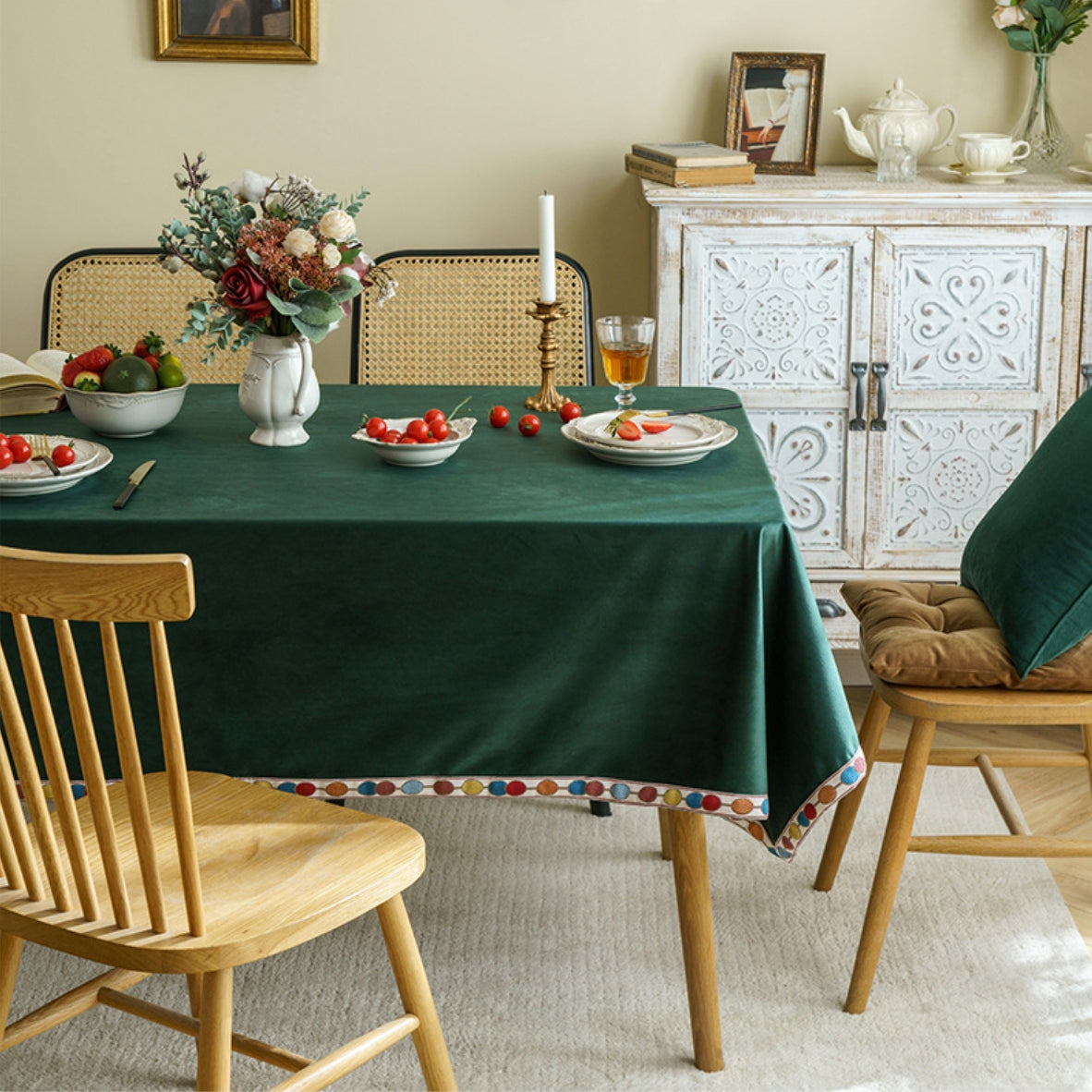 Luxurious Vintage Velvet Tablecloth – Sophisticated Jacquard Edging with Rich Texture 6