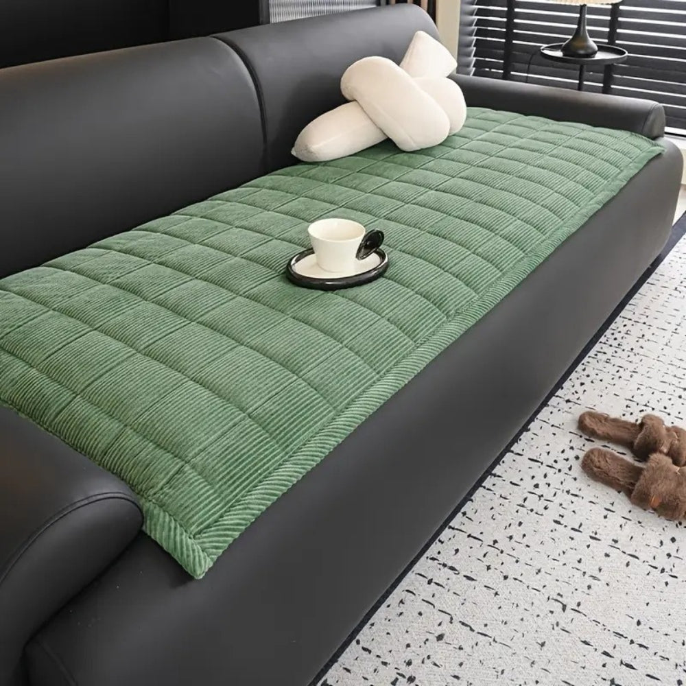 Pet Friendly Sofa Cover – Scratch Resistant Quilted Microfiber Design