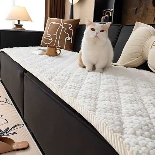 Pet-Friendly Quilted Sofa Cover – Soft Microfiber with Non-Slip Design and Geometric Pattern