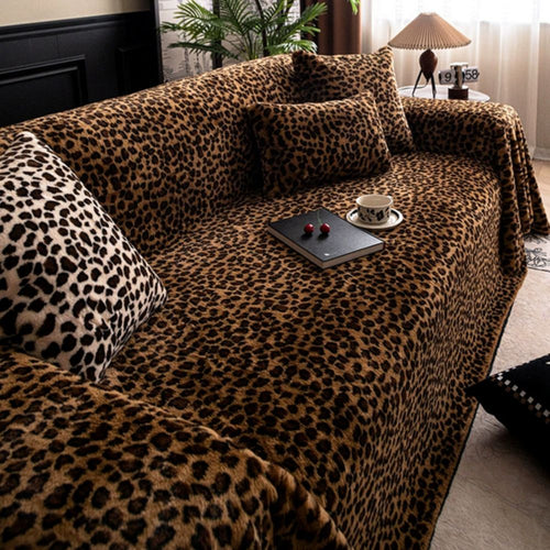 Plush Leopard Print Sofa Cover – Soft Microfiber Blend for Cozy Year-Round Protection