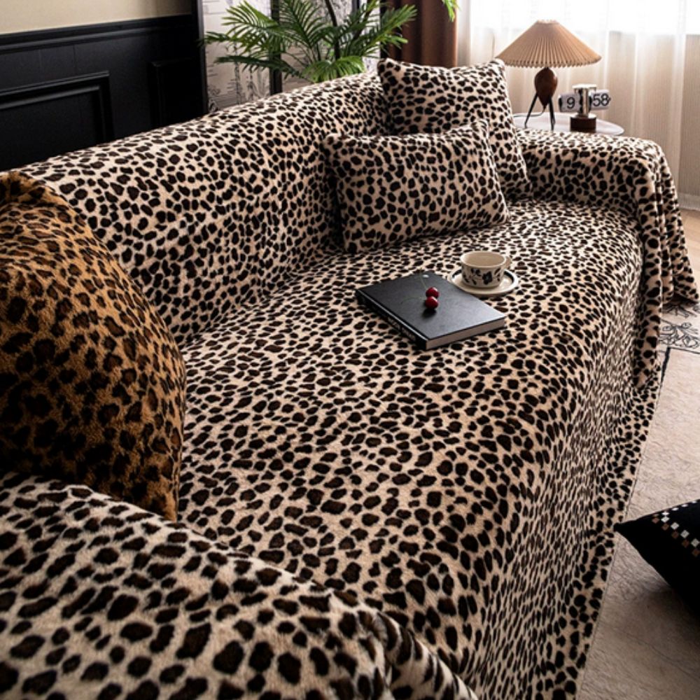 Plush Leopard Print Sofa Cover – Soft Microfiber Blend for Cozy Year-Round Protection 2